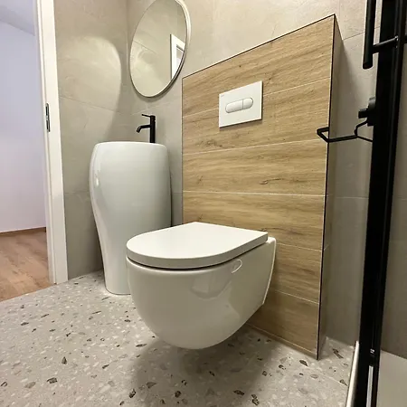 Relax Pri Sportovom A Relaxacnom Centre Гостьовий будинок